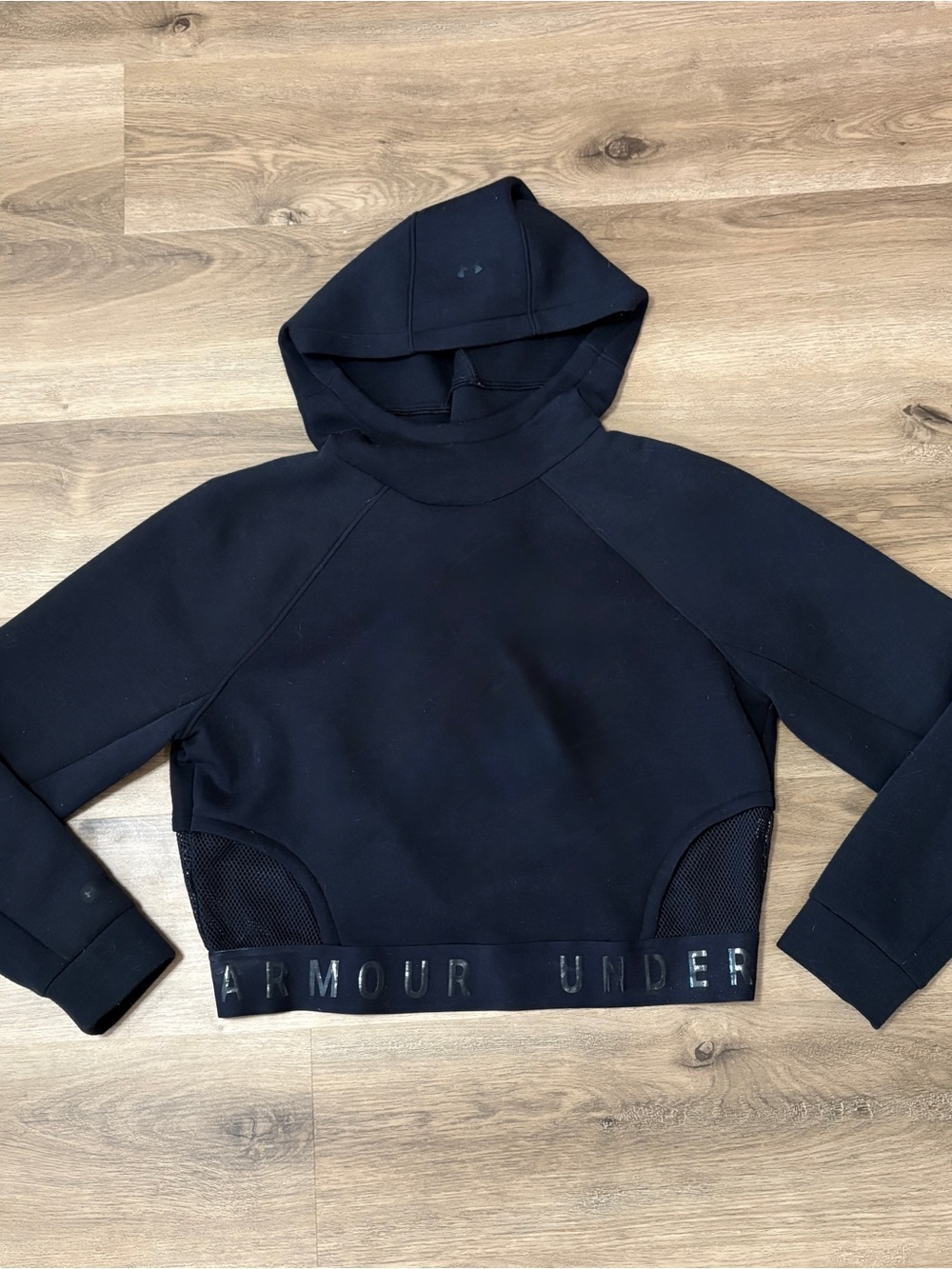 Under Armour Black Cropped Hoodie Sweatshirt
